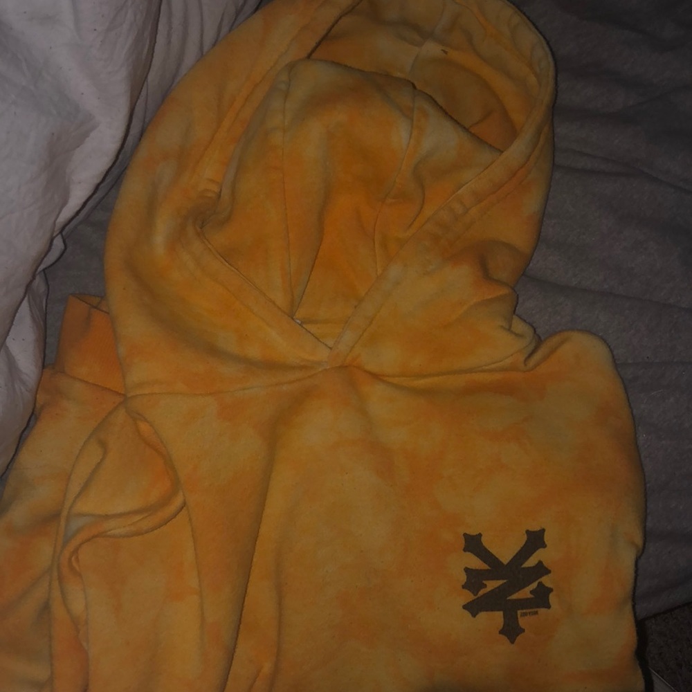 Yellow tie dye zoo york hoodie. Size small.